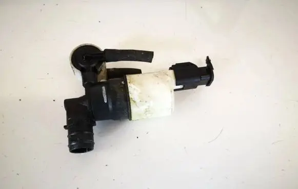 Citroen C4 II Windscreen/windshield washer pump 286208513r 289207463r
