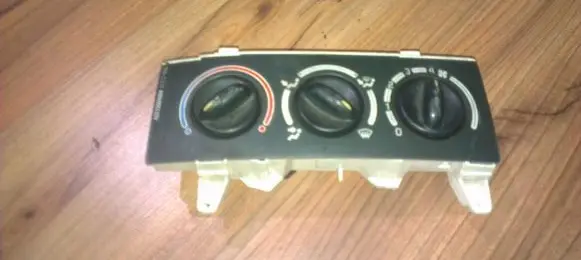 Renault Megane I Climate control unit 655737s 100838