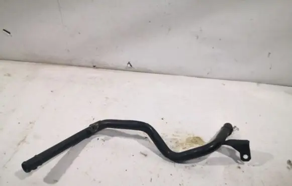 Volkswagen Touran I Engine coolant pipe/hose 03G121151A