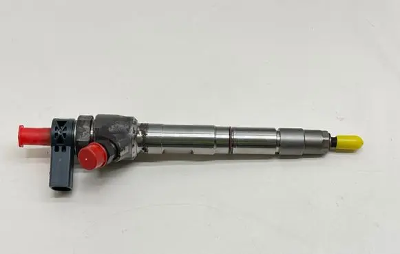 Volkswagen Touran III Fuel injector 04L130277AD