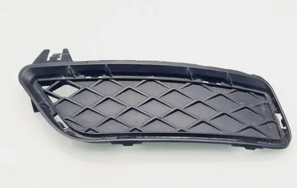 BMW X3 F25 Front bumper lower grill 51117210469