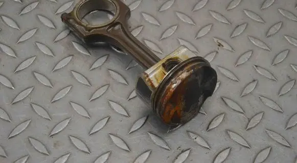 Citroen DS5 Piston BC2C