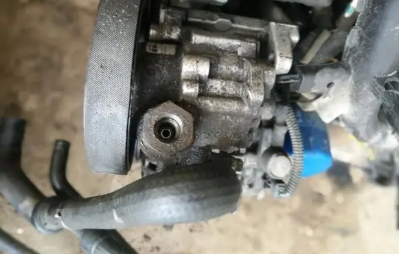 Citroen C5 Power steering pump 9627369380