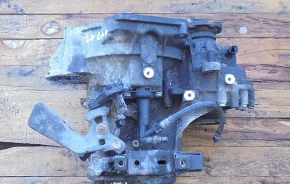 Skoda Fabia Mk2 (5J) Manual 4 speed gearbox KFK