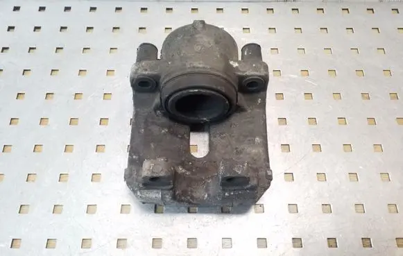 BMW 5 E39 Front brake caliper 6022296