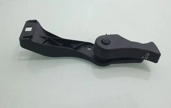 BMW 3 F30 F35 F31 Engine bonnet (hood) release handle 7326365