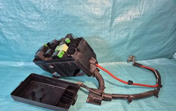 Volkswagen Golf VII Fuse box set 5Q0907361C