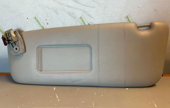 BMW 5 E60 E61 Sun visor 7066649 KF87T