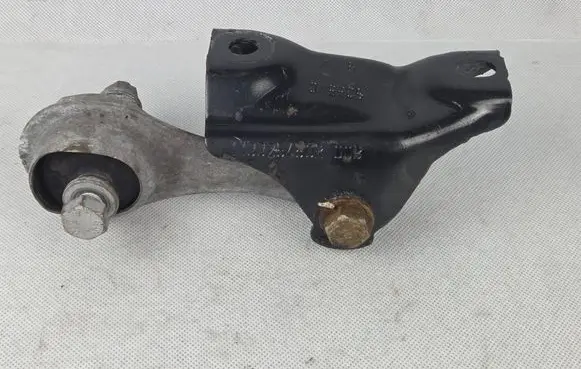 Renault Captur Gearbox mount 113325450R