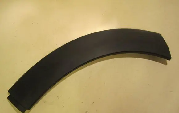 Front arch trim