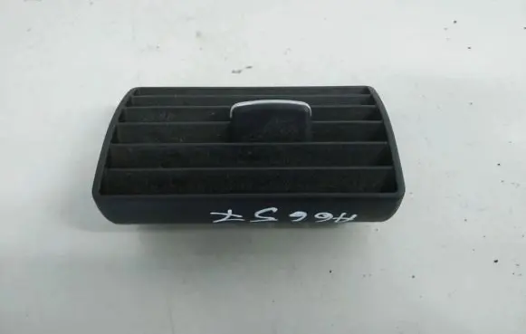 Ford Mondeo Mk III Dash center air vent grill