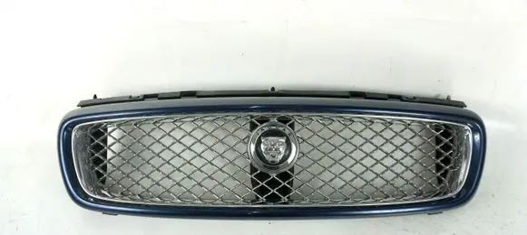 Jaguar X-Type Front bumper upper radiator grill 