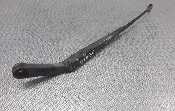 Opel Monterey Front wiper blade arm 