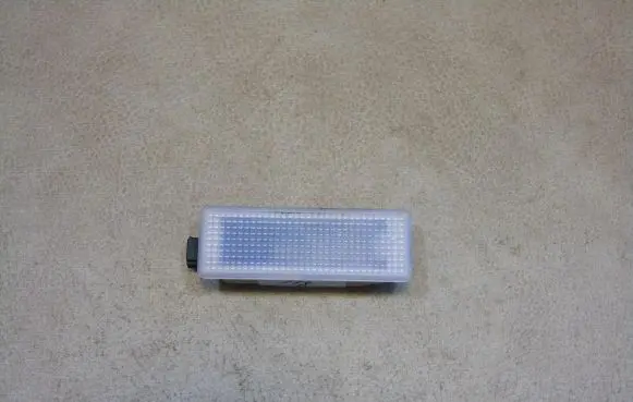 BMW 7 F01 F02 F03 F04 Front seat light 03A132