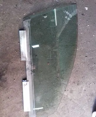 Volvo S60 Front door window glass four-door 43R001105