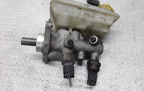 Volkswagen Sharan Master brake cylinder 7M3611303