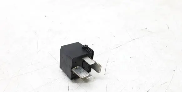 Mercedes-Benz ML W163 Other relay A0025421519