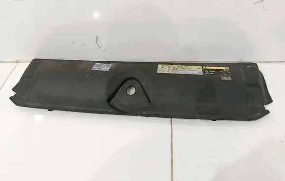 Audi A4 S4 B9 Radiator trim 8W0807081