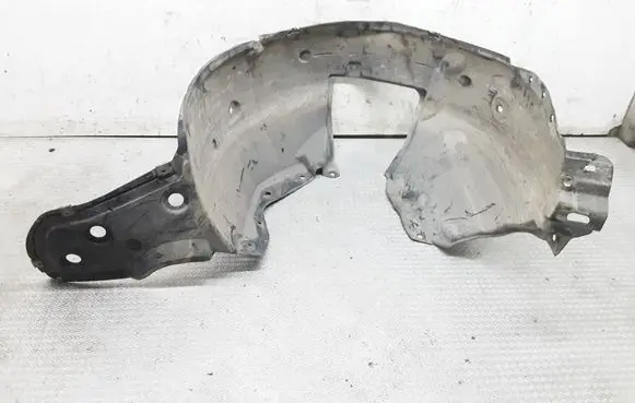 Nissan Prairie Front wheel arch liner splash guards
