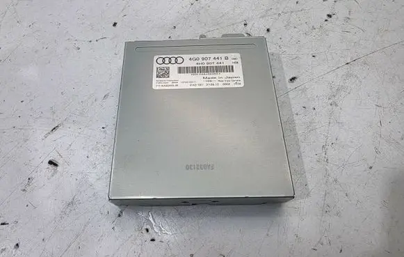 Audi A6 S6 C7 4G Trunk lid opening control unit 
