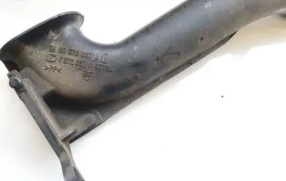 Opel Astra G Air intake hose/pipe 90572057AQ
