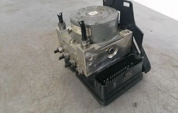 Volkswagen Golf VII ABS Pump 3Q0614517AA 3Q0907379AA