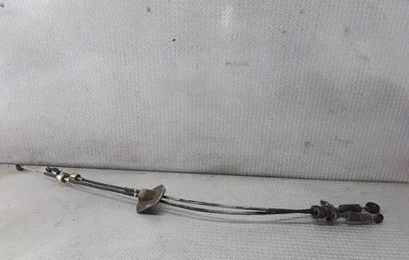 Nissan Primera Gear shift cable linkage