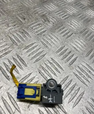 KIA Sportage Airbag deployment crash/impact sensor 95920B4000