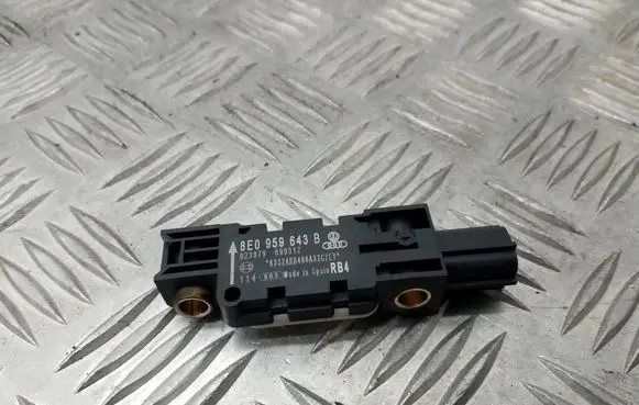 Seat Exeo (3R) Airbag deployment crash/impact sensor 8E0959643B