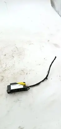 Volkswagen PASSAT B5.5 Airbag deployment crash/impact sensor 600909606 02310093G8FR 26020685