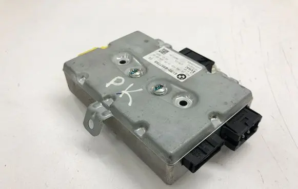 BMW 5 E60 E61 Door control unit/module 6957759