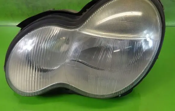 Mercedes-Benz C W203 Headlight/headlamp 0301166201