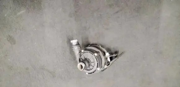 Mercedes-Benz E W213 Electric auxiliary coolant/water pump A0005002686
