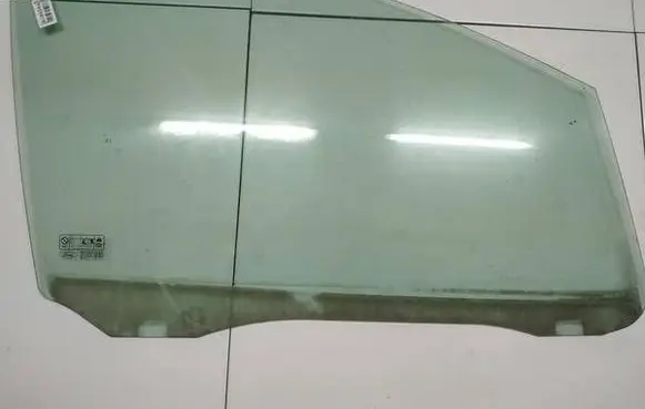Ford Focus C-MAX Front door window glass four-door as2