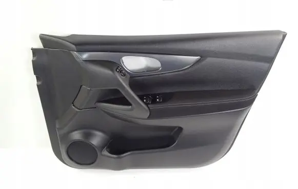 Nissan Qashqai Front door card panel trim