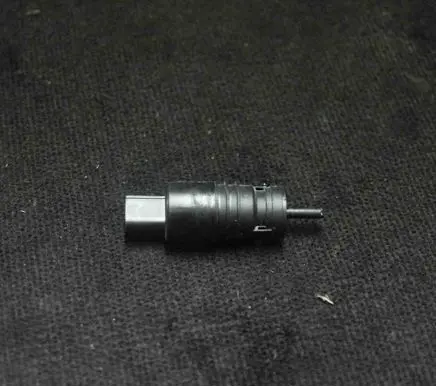 BMW 6 F12 F13 Windscreen/windshield washer pump 6934160
