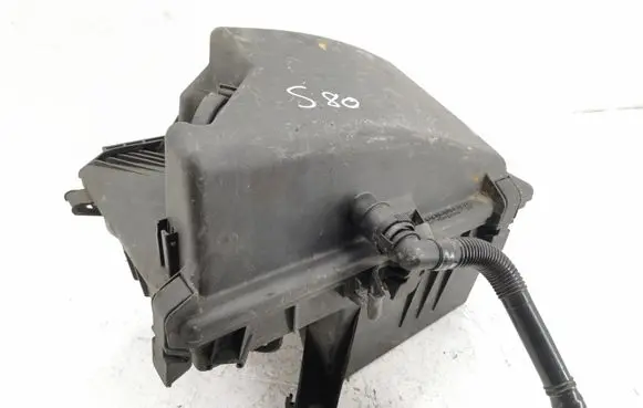 Volvo S80 Air filter box 8624782