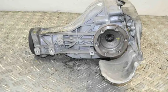 Audi A5 8T 8F Rear differential 2290153
