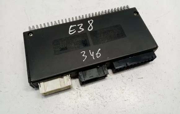 BMW 7 E38 Central body control module 61358352057 61356957349 61356948608