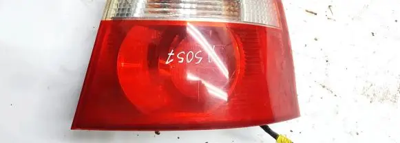 KIA Carens I Rear/tail lights
