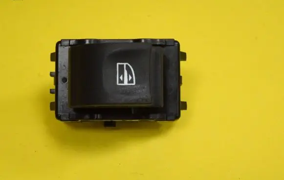 Renault Megane III Electric window control switch 254010003RA