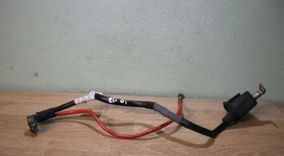 Audi A3 S3 8P Positive cable (battery)