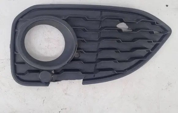 BMW 1 F20 F21 Front fog light trim/grill 8060281 10833610 382600811
