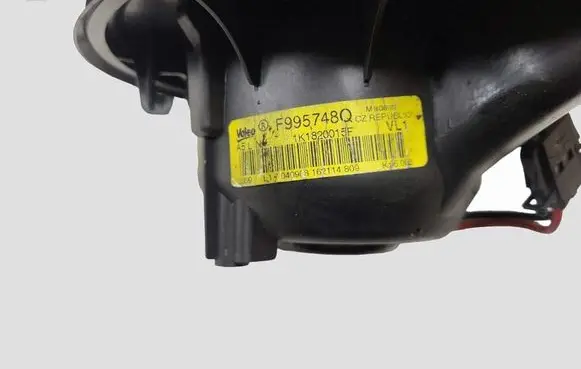 Volkswagen Touran I Heater fan/blower 1K1820015F