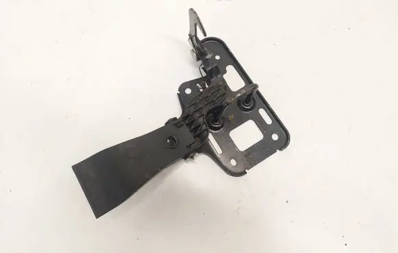 Audi A4 S4 B8 8K Engine bonnet/hood lock/latch loop/hook 8T0823480