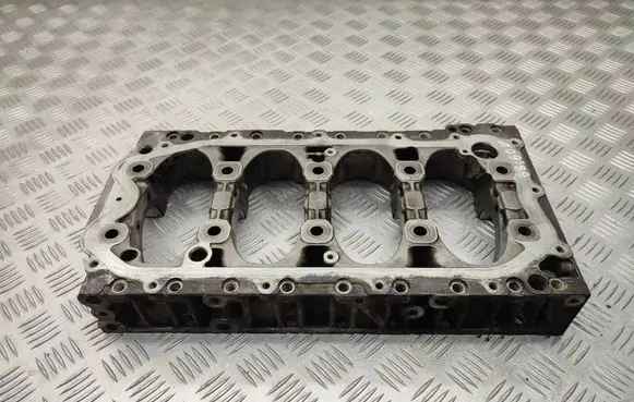 Iveco Daily 6th gen Crankshaft Holder 5801983682