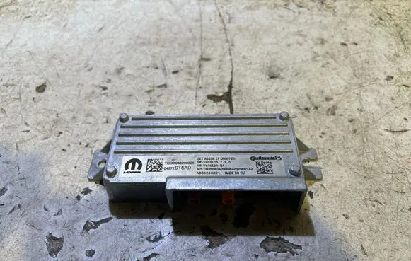 Ram 1500 Camera control unit module 04672915AD TXXX088200325 ADC424CR21