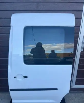 Volkswagen Caddy Side sliding door B9A