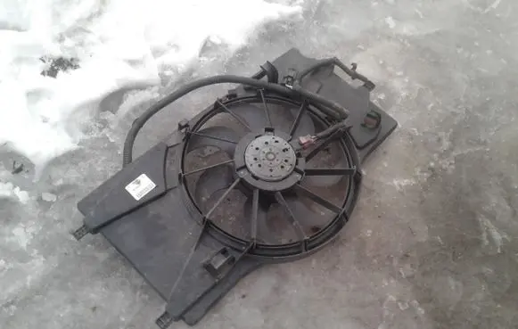 Renault Laguna III Electric radiator cooling fan 214810039R