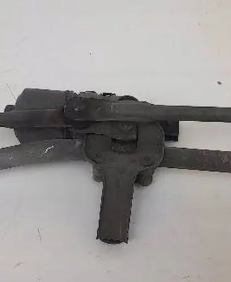 Skoda Fabia Mk1 (6Y) Front wiper linkage 33493